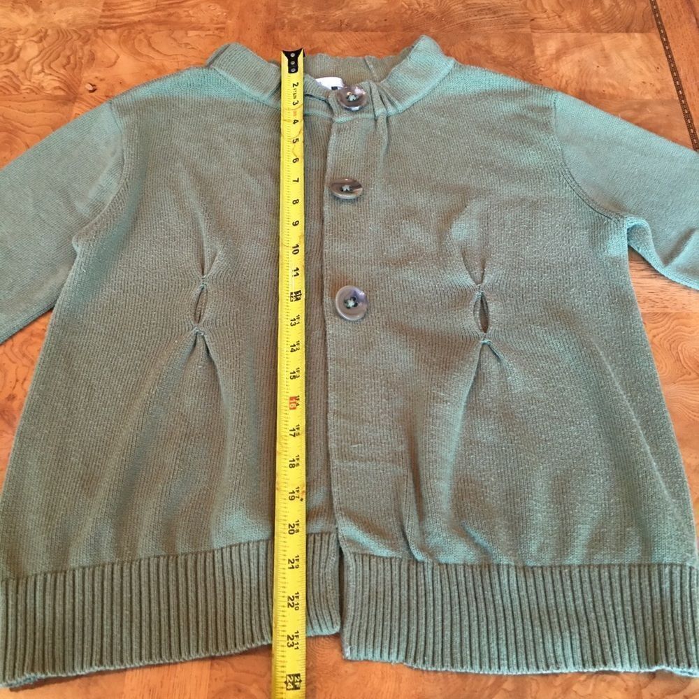 VINCE SPRING Moss Green Sweater! - Picture 6 of 8